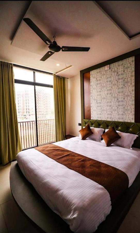 Hotel Laakhan By Ghumo Udaipur Bagian luar foto