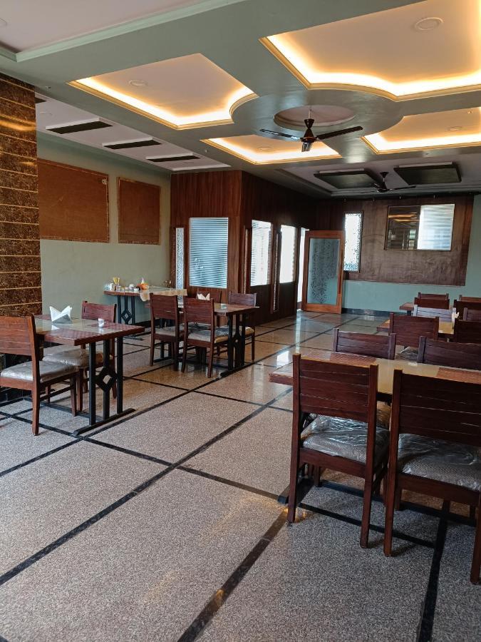 Hotel Laakhan By Ghumo Udaipur Bagian luar foto