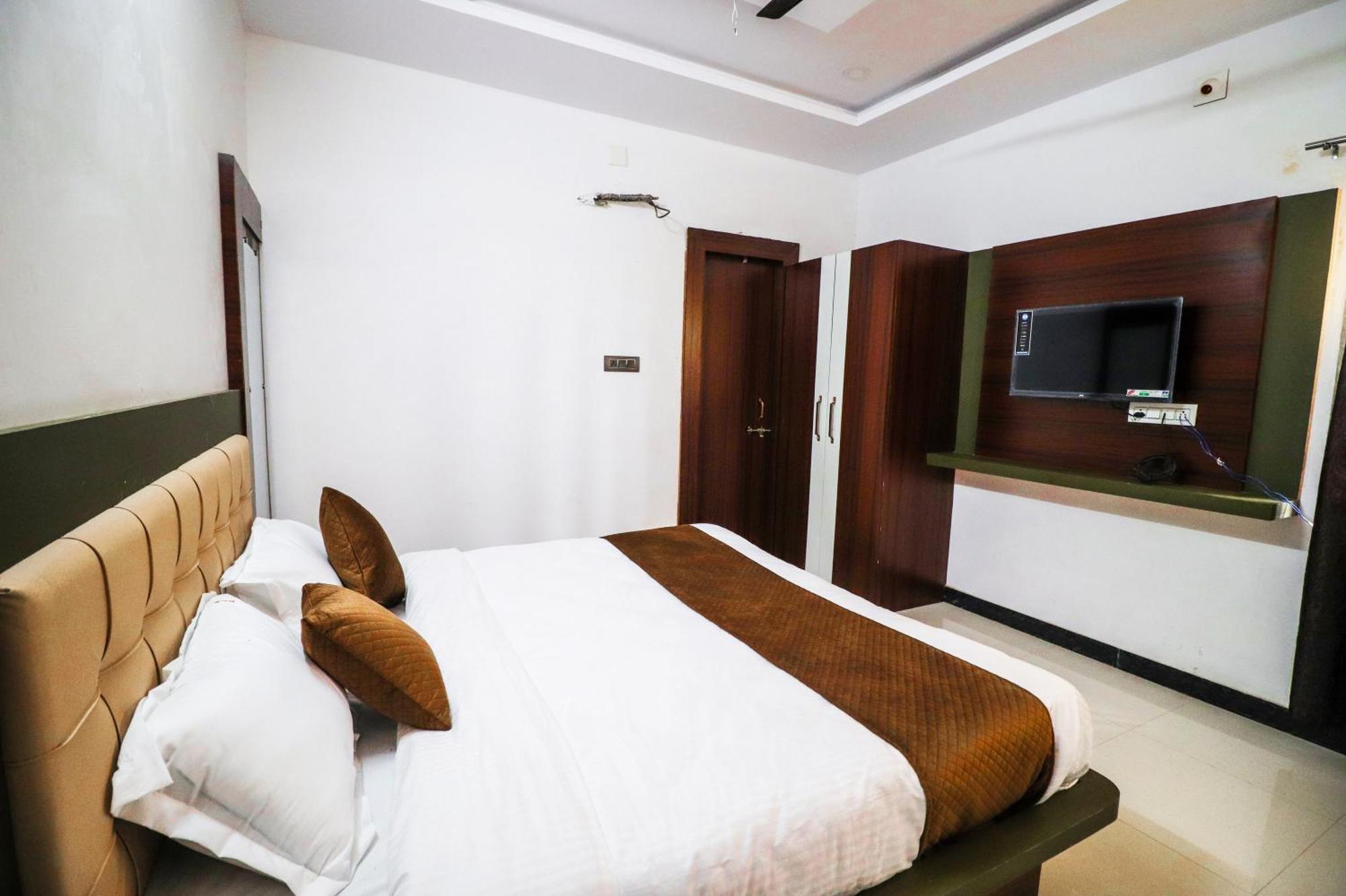 Hotel Laakhan By Ghumo Udaipur Bagian luar foto